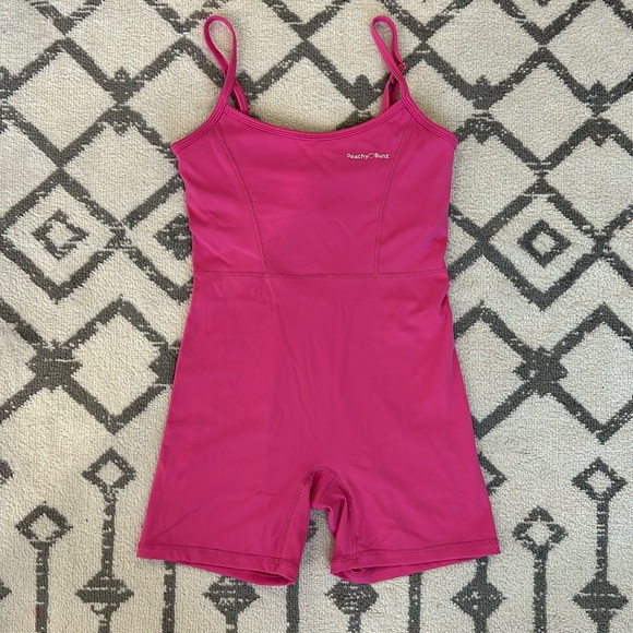 NWOT Peachy Bunz Romper Sz S - Pink - Picture 2 of 5